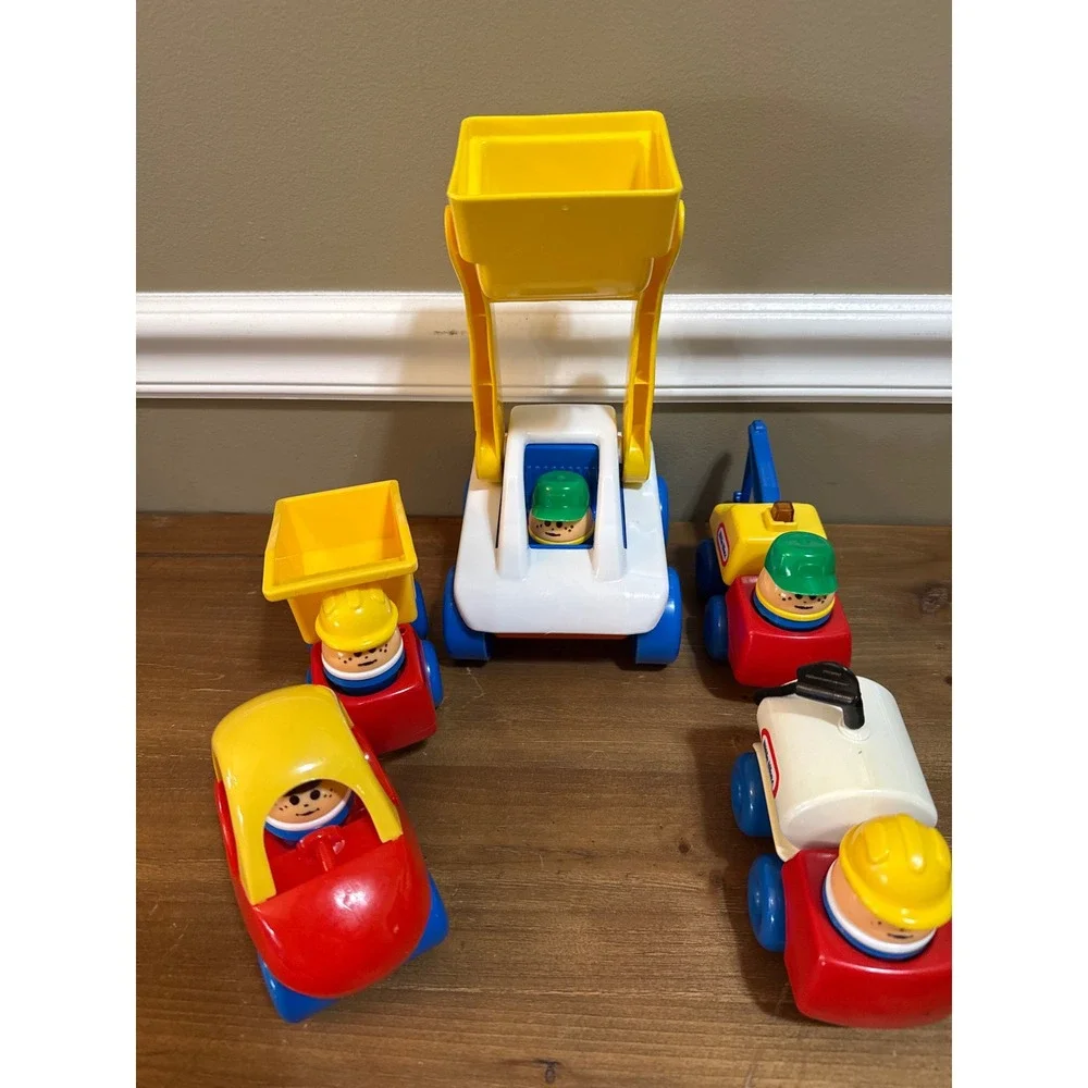 Vintage Little Tikes Toddle Tots Construction Vehicle Lot Front Loader Truck